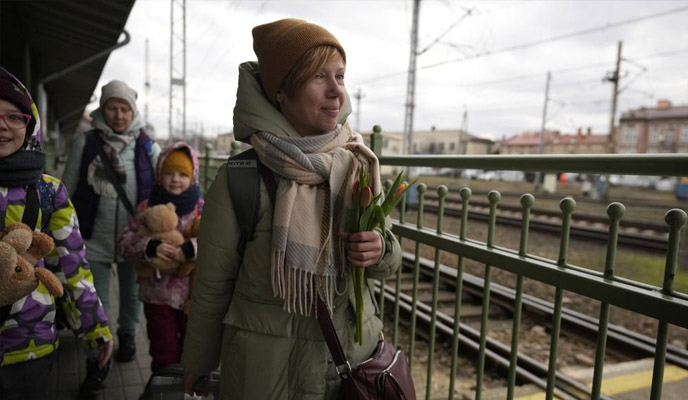 Ukrainian women refugees